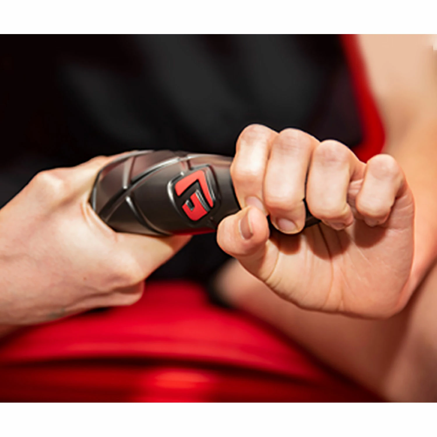 G-Form Pro-S Blade NOCSAE Shin Guard - Image 3